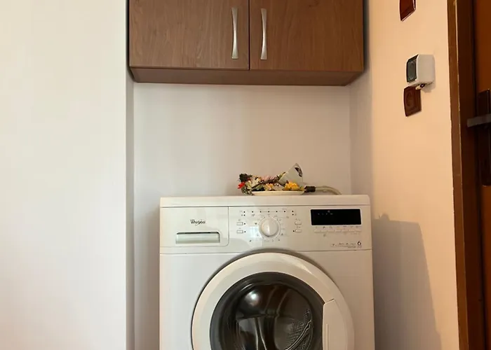 Adt Propiety Daire Kaloşvar